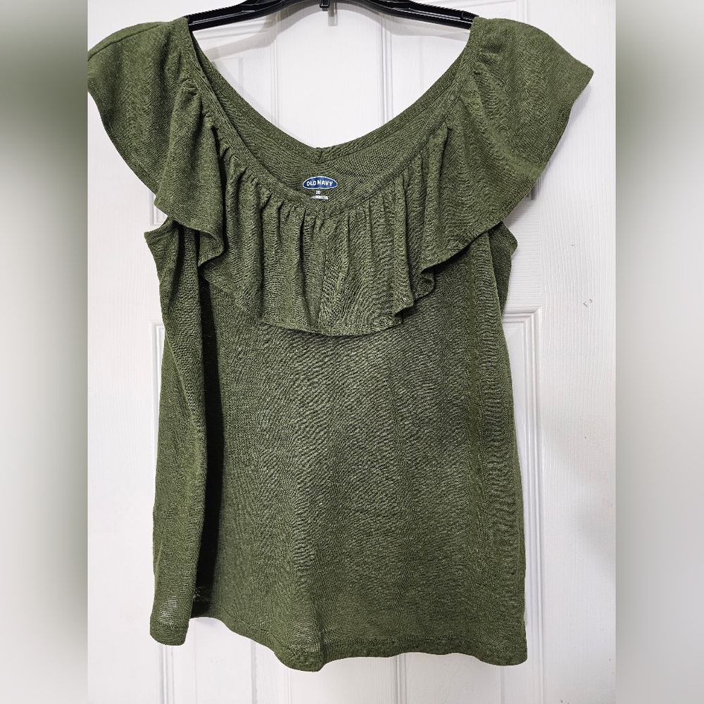 Old navy tank top